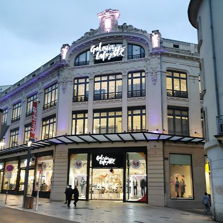 Confortable Appart 1Er Etage Centre Ville Netflix เบซิเยร์ ภายนอก รูปภาพ