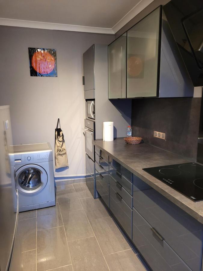 Confortable Appart 1Er Etage Centre Ville Netflix เบซิเยร์ ภายนอก รูปภาพ