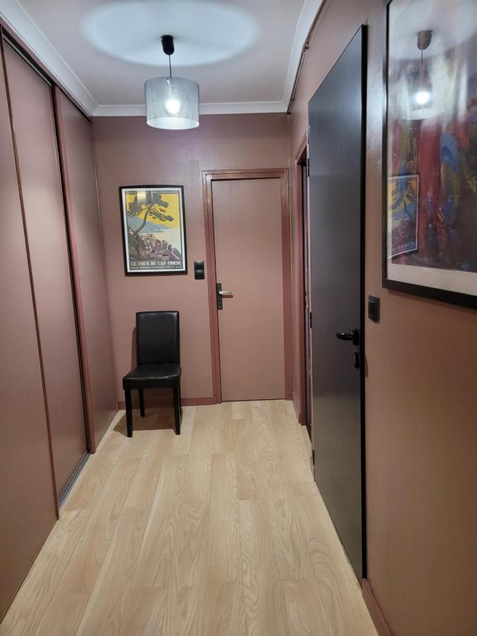 Confortable Appart 1Er Etage Centre Ville Netflix เบซิเยร์ ภายนอก รูปภาพ