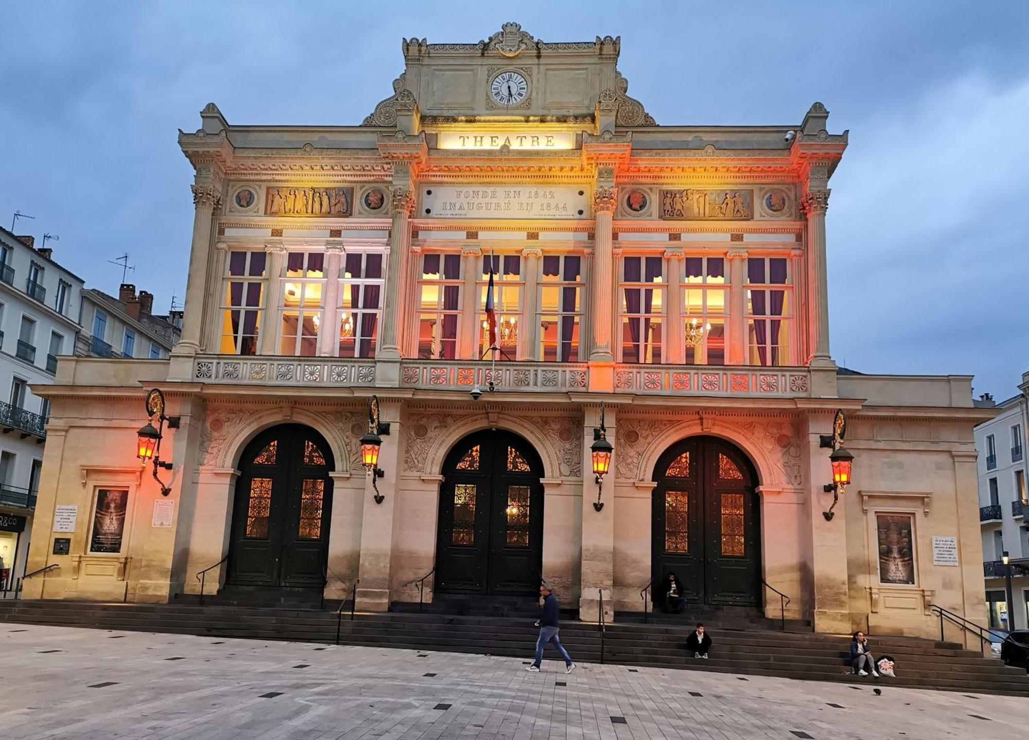 Confortable Appart 1Er Etage Centre Ville Netflix เบซิเยร์ ภายนอก รูปภาพ